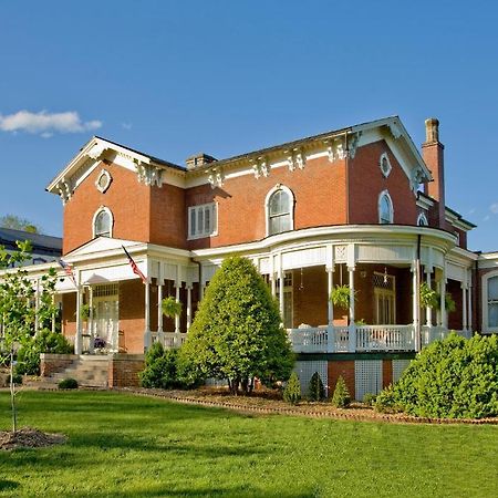The Carriage House Inn B&B Lynchburg Exterior foto